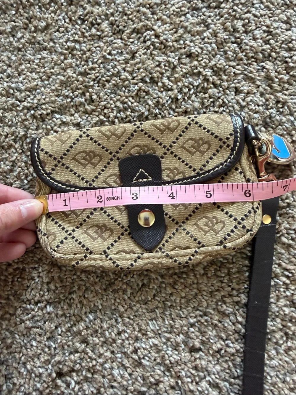 DOONEY & BOURKE Brown & Tan Vintage Wristlet Pouch Wallet